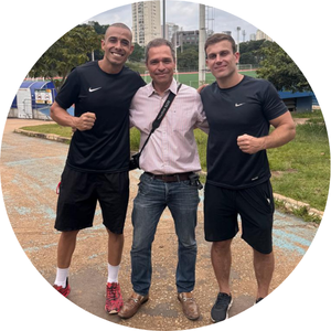 Foto dos Professores Agrella e Everton