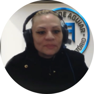 Foto da Professora Luciana